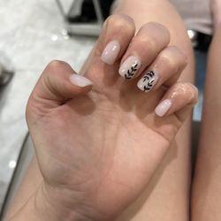 Nvus Nail studio - Dip nails with Mia. "Tequila Rose" + hand painted design