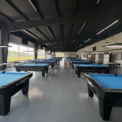 Big League Billiards - Main pool room