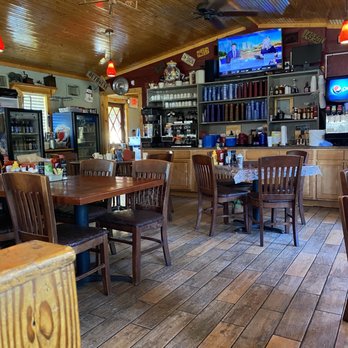 Sparky's Place Restaurant - Cozy clean interior. - Breakfast & Brunch Near Me - Astor, Florida Sparky's Place Restaurant - Cozy clean interior. - Breakfast & Brunch Near Me - Astor, Florida