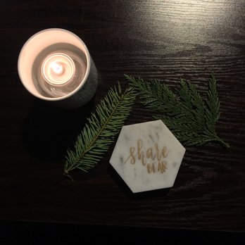 Bed of Letters - Personalized marble coaster - Calligraphy Near Me Bed of Letters - Personalized marble coaster - Calligraphy Near Me