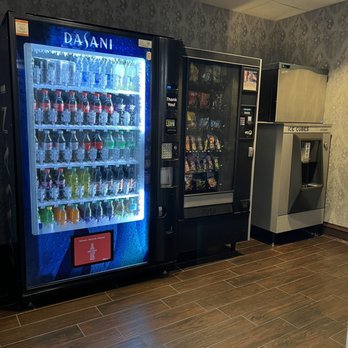Hampton Inn Marion - Vending Machines and Ice Machine - Hotels Near Me - Marion, North Carolina Hampton Inn Marion - Vending Machines and Ice Machine - Hotels Near Me - Marion, North Carolina
