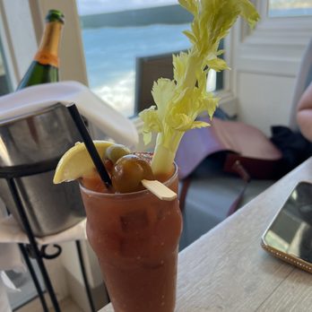 Driftwood Kitchen - Seafood Near Me - Laguna Beach, California