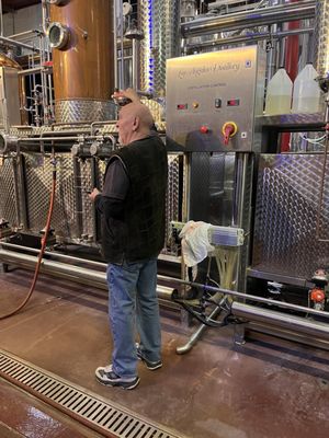 Los Angeles Distillery by null