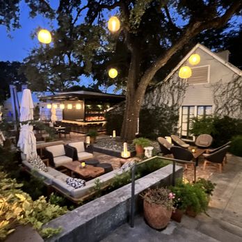 Anaqua Garden Bar - Bars Near Me - San Antonio, Texas