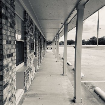 Van Inn Motel - Hotels Near Me - Van, Texas