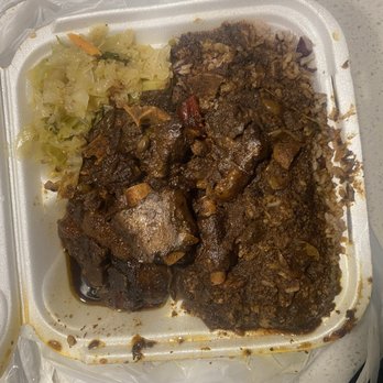 Irie Mon Cafe - I Brown Stew Oxtail - Caribbean Near Me - Atlanta, Georgia