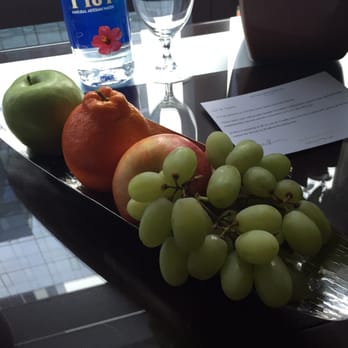 InterContinental Boston - complimentary fruits when you arrive - Hotels Near Me - Boston, Massachusetts InterContinental Boston - complimentary fruits when you arrive - Hotels Near Me - Boston, Massachusetts