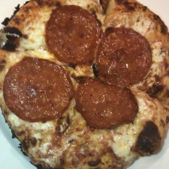 Effingham's - Pan Pizza with pepperoni's - Pizza Near Me - Farmville, Virginia