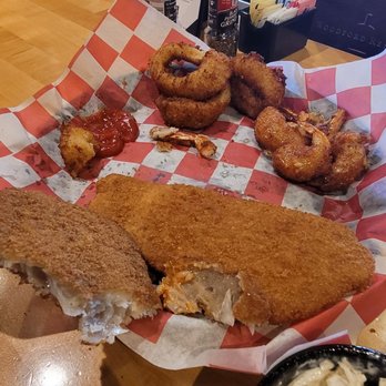 Top Dawg Tavern - Augusta - Fried flounder and shrimp plate. - American Near Me - Augusta, Georgia Top Dawg Tavern - Augusta - Fried flounder and shrimp plate. - American Near Me - Augusta, Georgia