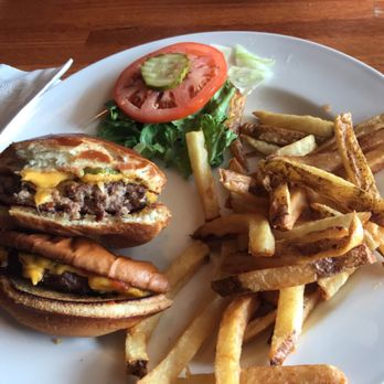 Broad Street Grille - Regular cheeseburger with fries - American Near Me - Grove City, Pennsylvania