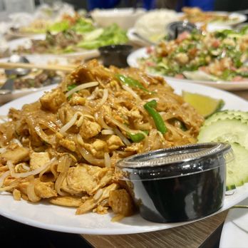 Lao'd District - Chicken Pad Thai - Thai Near Me - Houston, Texas