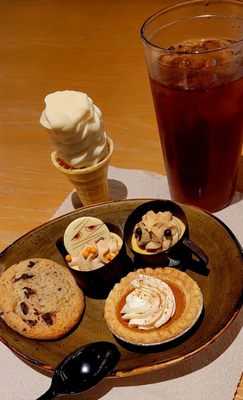 The Marketplace by Fabio Viviani by null