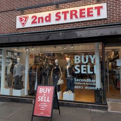 2nd STREET - Outside