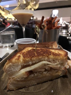 Eclipse Kitchen & Bar by null