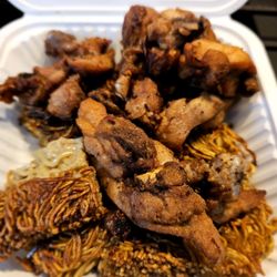 Lee Ho Fook Restaurant - Lunch from @Lee Ho Fook Restaurant; 3/27/2024. I ordered my Fave Minute Chicken Cake Noodle, w/the Gravy on the side.