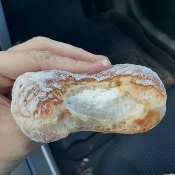 Yum Yum Bake Shops - Vanilla cream doughnut - Donuts Near Me - Colmar, Pennsylvania Yum Yum Bake Shops - Vanilla cream doughnut - Donuts Near Me - Colmar, Pennsylvania