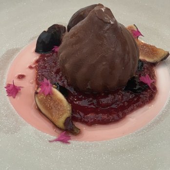 Spago - Icecream bombé - New American Near Me - Beverly Hills, California Spago - Icecream bombé - New American Near Me - Beverly Hills, California