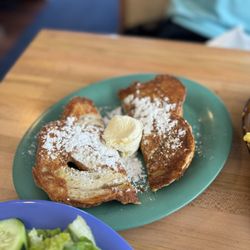 The Stove Restaurant - Cinnamon swirl French toast