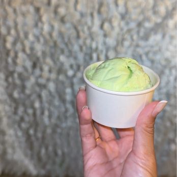 Black Sheep Cream - Honey Boo Boo Dew You - Desserts Near Me - Waipahu, Hawaii