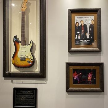Hard Rock Cafe - Goo Goo Dolls - Burgers Near Me - Niagara Falls, New York Hard Rock Cafe - Goo Goo Dolls - Burgers Near Me - Niagara Falls, New York