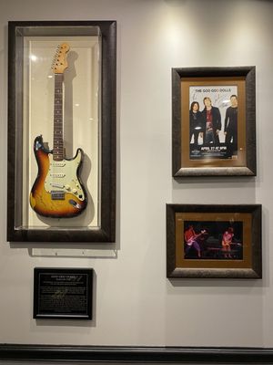 Hard Rock Cafe by null