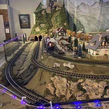 Model Trains Station - Indoor Playcenter Near Me - Taylors, South Carolina