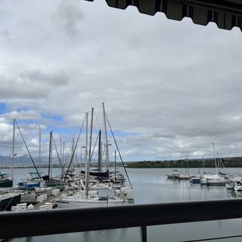 Restaurant 604 - View - Breakfast & Brunch Near Me - Honolulu, Hawaii
