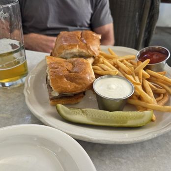 John Sparr Tavern - Best French dip this guy ever had. IPA selection was also impressive. - American Near Me - Glendale, California John Sparr Tavern - Best French dip this guy ever had. IPA selection was also impressive. - American Near Me - Glendale, California