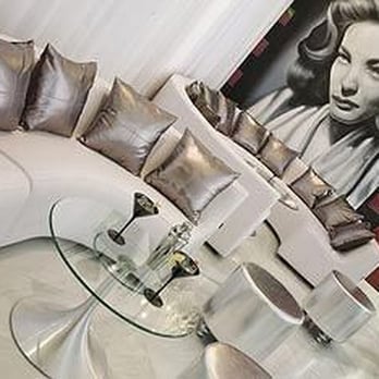 Dormirdcine - Lounge - wow! - Hotels Near Me - Madrid, M