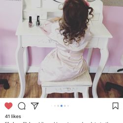 avrys sweets and treats spa - Mani