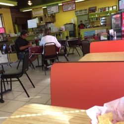 Los Verdes Restaurante Mexicano - Nothing fancy.... Just good food.