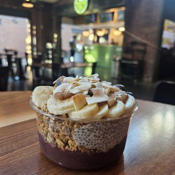 Twenty Two Juice Bar @ The Garage Food Hall - Almond Acai Bowel - Juice Bars & Smoothies Near Me - Indianapolis, Indiana Twenty Two Juice Bar @ The Garage Food Hall - Almond Acai Bowel - Juice Bars & Smoothies Near Me - Indianapolis, Indiana