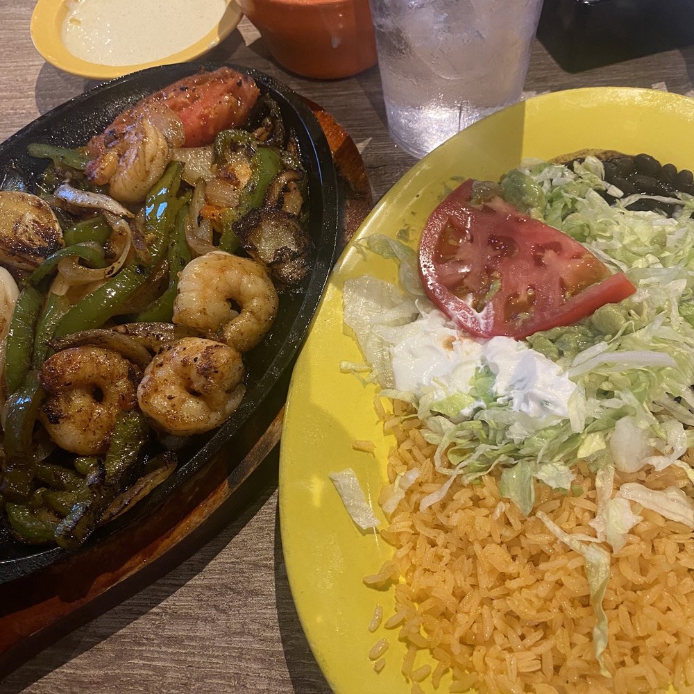 Shrimp fajitas Shrimp fajitas
