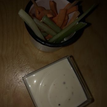 Mulatta - Veggies that come w buffalo wings - Beer Gardens Near Me - Lagos de Moreno, JAL Mulatta - Veggies that come w buffalo wings - Beer Gardens Near Me - Lagos de Moreno, JAL