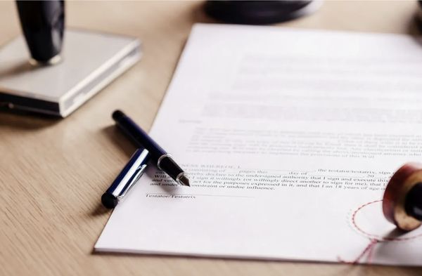 Convenient Mobile Notaries - I offer mobile notary services, which means I can come to you! Whether it's your home, office or a public location, I will make the process as easy and convenient as possible. Convenient Mobile Notaries - I offer mobile notary services, which means I can come to you! Whether it's your home, office or a public location, I will make the process as easy and convenient as possible.