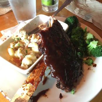 Applebee's Grill + Bar - Ribs with Mac and Cheese - Sports Bars Near Me - Missoula, Montana Applebee's Grill + Bar - Ribs with Mac and Cheese - Sports Bars Near Me - Missoula, Montana