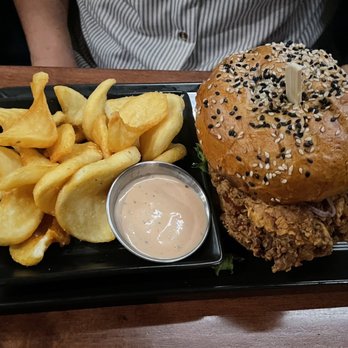 Windsor Mill Tavern - Chicken Sandwich - Bars Near Me - Windsor, Colorado Windsor Mill Tavern - Chicken Sandwich - Bars Near Me - Windsor, Colorado