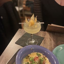 The Mule - Golden berry drink & queso