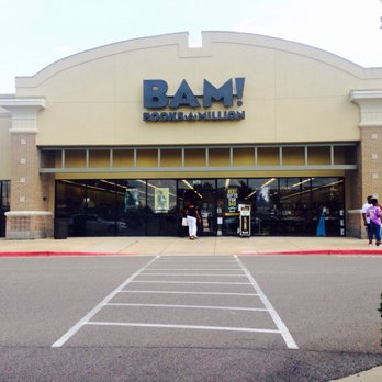 Books A Million - Store Front - Bookstores Near Me - Southaven, Mississippi