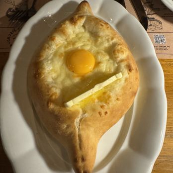 Gruzie Restaurant - Chacapuri Adzari;o - Georgian Near Me - Praha 1, Puerto Rico
