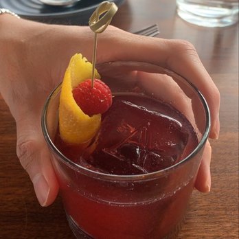Aerlume - Seasonal old fashioned - New American Near Me - Seattle, Washington