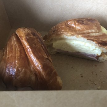 Carillon Kitchen - Croissant breakfast sandwich - New American Near Me - Kirkland, Washington