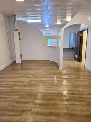 Commercial move-in cleaning - This commercial move-in cleaning was for a client opening up a new business