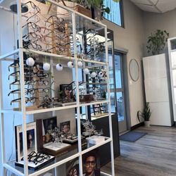 Toluca Lake Optometric Center - Inside the office