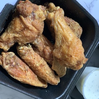 Off The Hook Fish Shrimp & Wings  - 6 Piece Wing [ Lemon Pepper ] - Seafood Near Me - Lawrenceville, Georgia