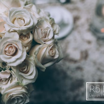 R5 Event Design - Vintage Flowers - R5 Event Design - Party & Event Planning Near Me - Toronto, Ontario