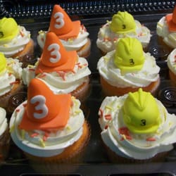 Life of the Party Cake Design - Cone & Hardhat cupcakes for a Construction themed birthday!