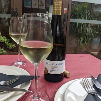 Casa Anton - Refreshing! - Restaurants Near Me - Ribadesella, O