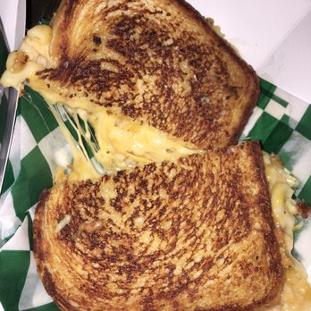 All About the Cheese - Stuffed grilled cheese - yes that's Mac n cheese in there! - Food Trucks Near Me All About the Cheese - Stuffed grilled cheese - yes that's Mac n cheese in there! - Food Trucks Near Me