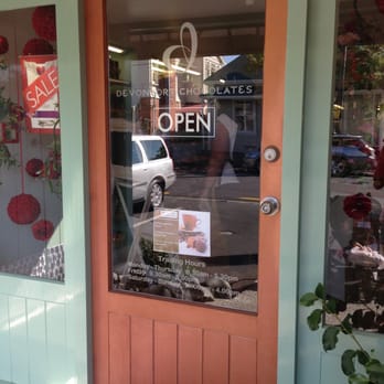 Devonport Chocolates - Welcome sign at Devonport Chocolates - Chocolatiers & Shops Near Me - Auckland, AUK Devonport Chocolates - Welcome sign at Devonport Chocolates - Chocolatiers & Shops Near Me - Auckland, AUK